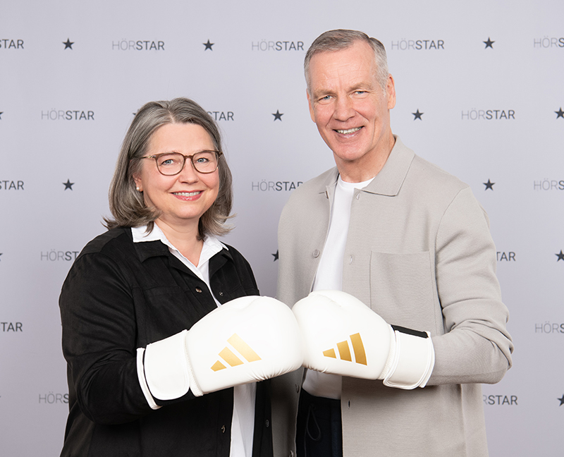 Henry Maske und Sandra Panneke bei der Verleihung des HörStar 26/27.